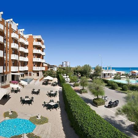 Hotel Continental Fano Eksteriør billede