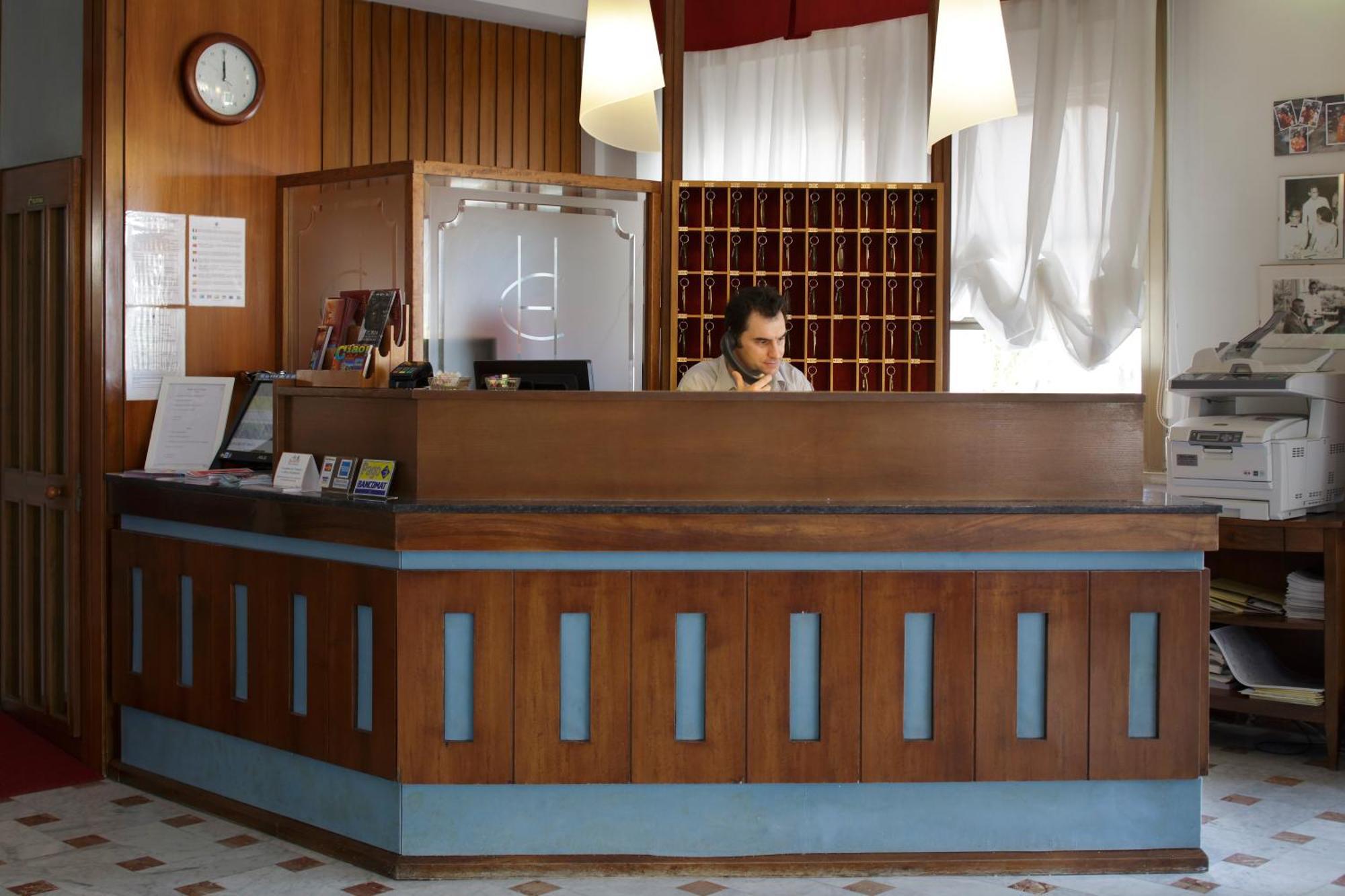 Hotel Continental Fano Eksteriør billede